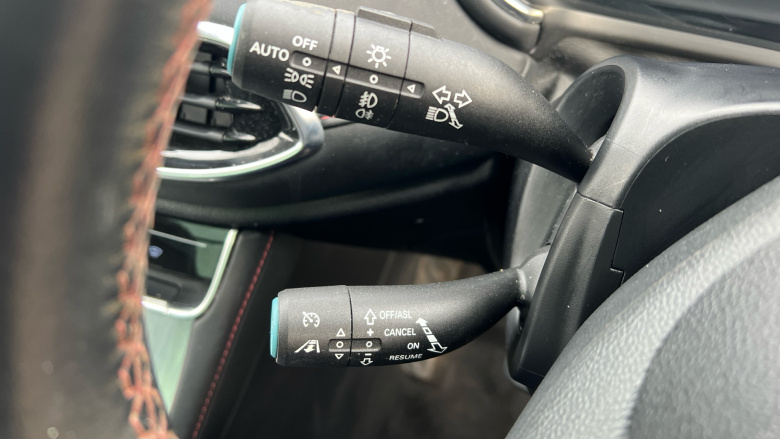 MG Hs 1.5 T-GDI Exclusive 5dr DCT Petrol Hatchback